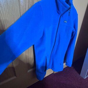 Columbia Blue Puffer Jacket Vibrant Casual Style